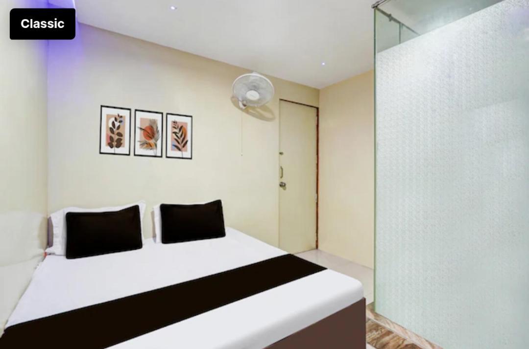 Selfie Rooms Surat Exterior foto